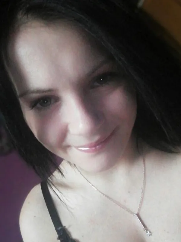 Parkplatzsex Elliefucku30, 32 aus Essling