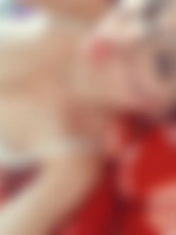 Parkplatzsex ellihoney, 27 aus Porz am Rhein
