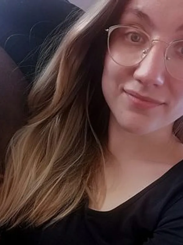 Parkplatzsex Emma-Berg, 26 aus Berlin