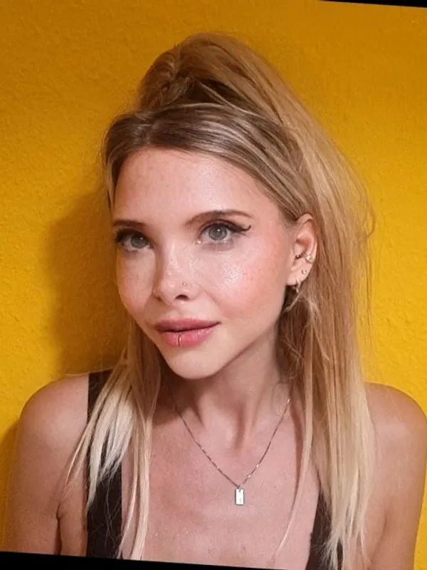 Parkplatzsex emma-stoned, 25 aus Berlin