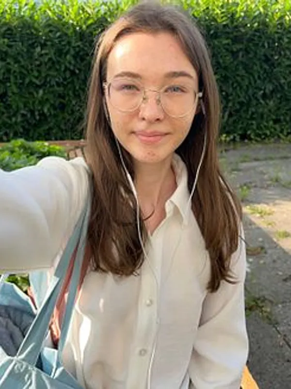 Parkplatzsex Emmi-Hill, 22 aus Hamburg