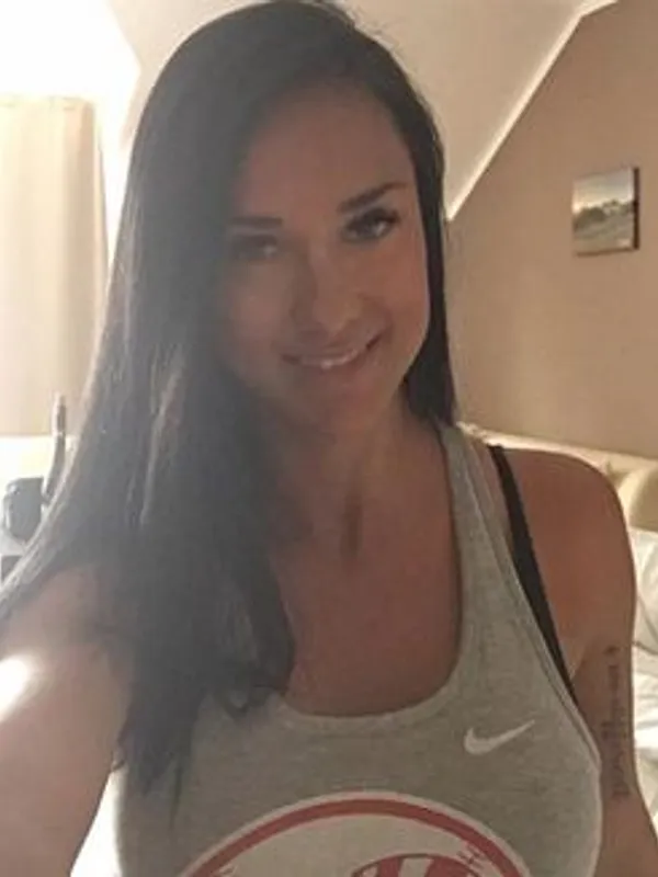 Parkplatzsex Engel-Sofie, 31 aus Darmstadt