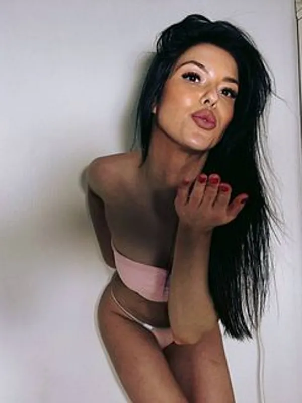 Parkplatzsex Eva_Honig, 29 aus Krefeld