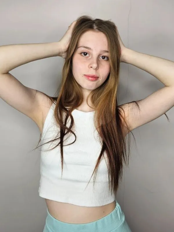 Parkplatzsex EvelineLovely, 21 aus Berlin
