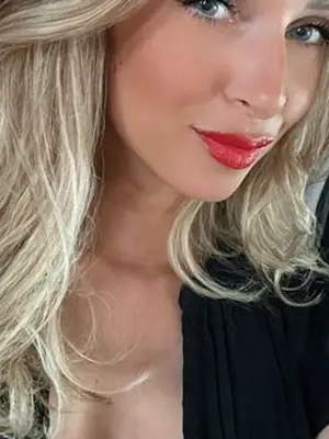 Weiteres Foto von Fetischkraehe – Anmelden zum Freischalten