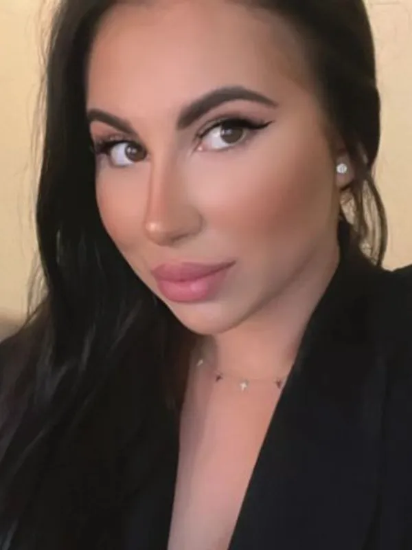 Parkplatzsex flirtMindy, 26 aus Duisburg