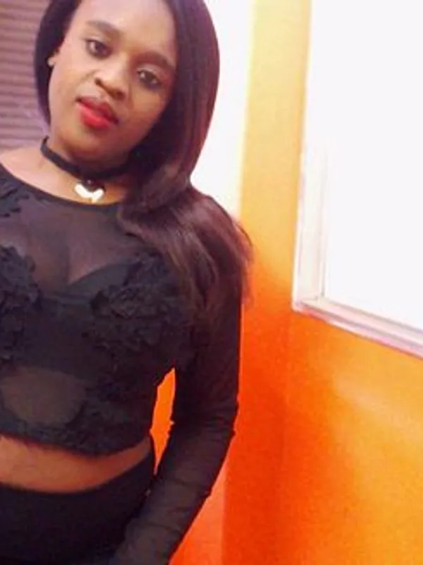 Parkplatzsex FoxxyMarly, 30 aus Genf