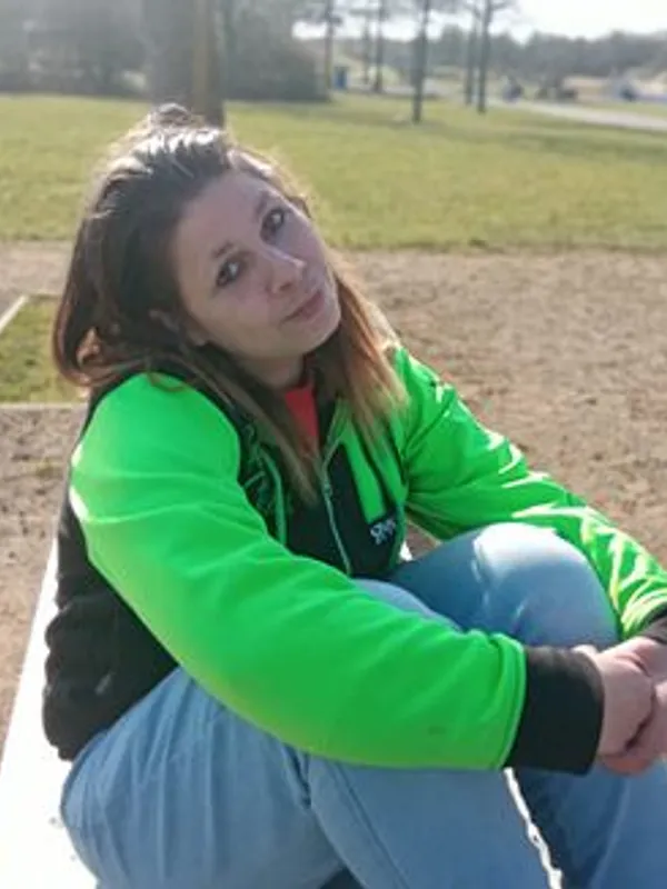 Parkplatzsex frechesgirl408, 41 aus Waldkirch