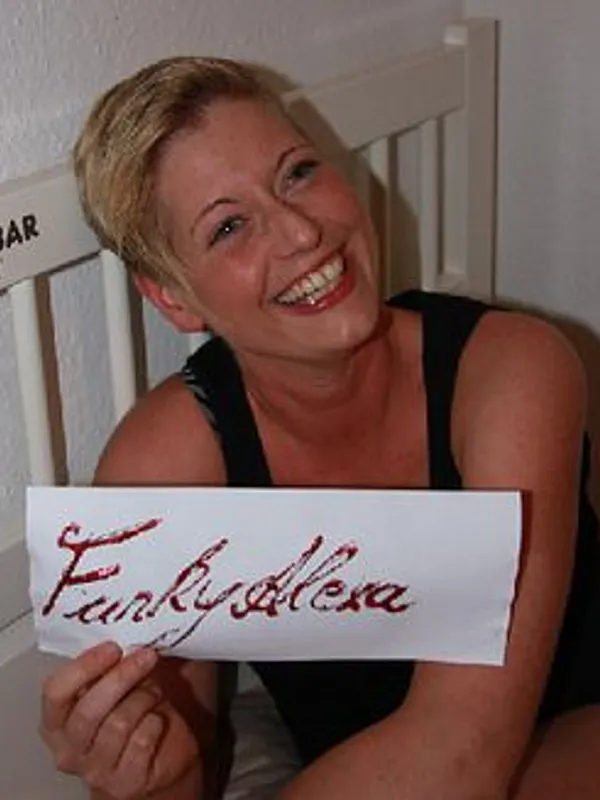 Parkplatzsex FunkyAlexa, 45 aus Cuxhaven