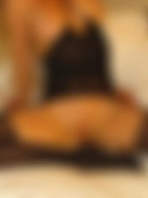 Parkplatzsex GangBangSprayedMilf, 61 aus Wien