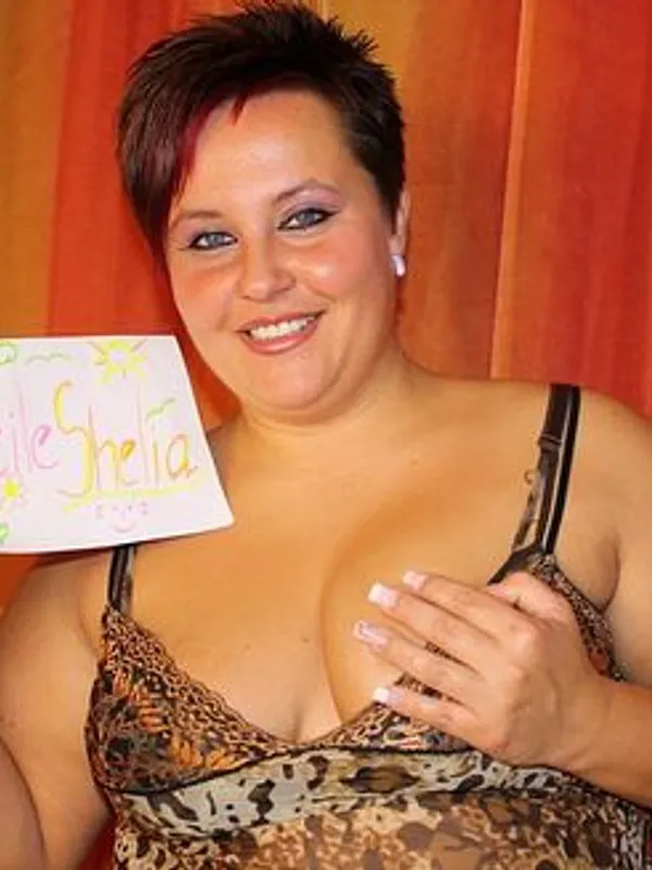 Parkplatzsex geileShelia, 48 aus Homburg