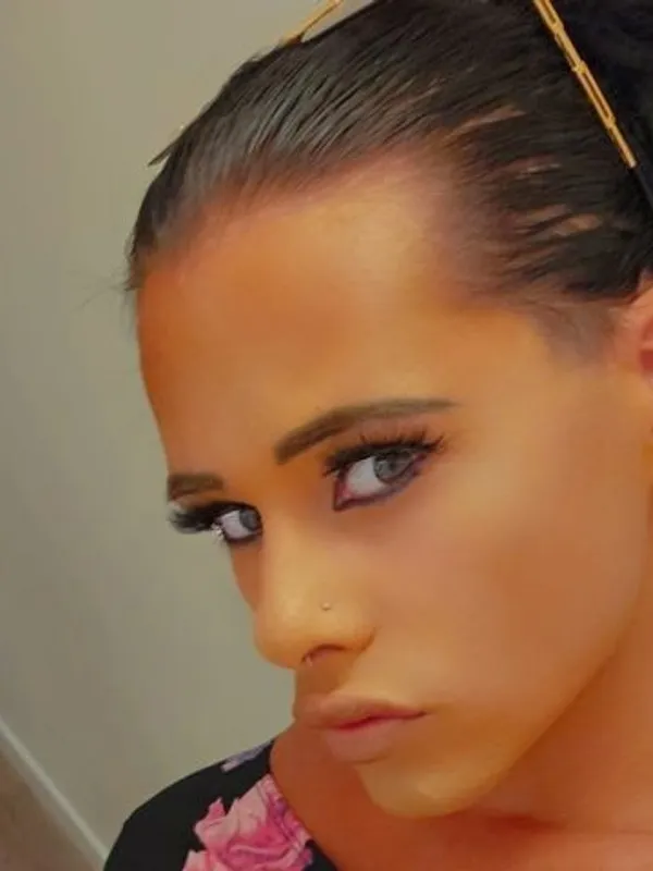 Parkplatzsex Gianina, 27 aus Villingen-Schwenningen