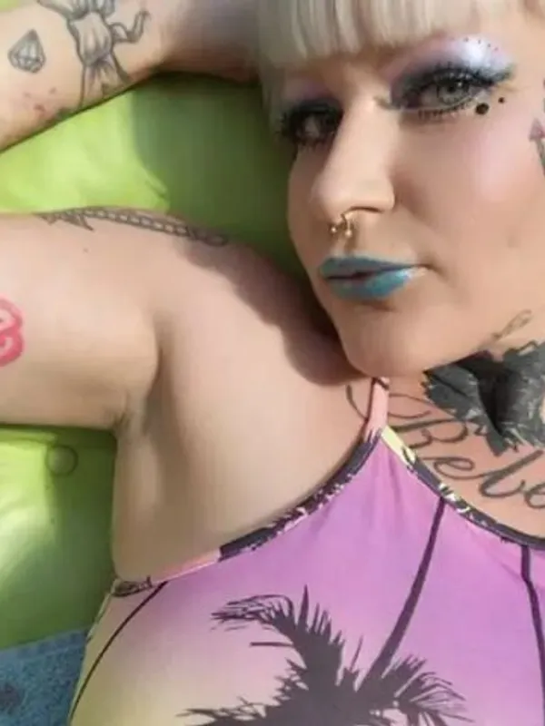 Parkplatzsex GoddessVenus84, 41 aus Essen