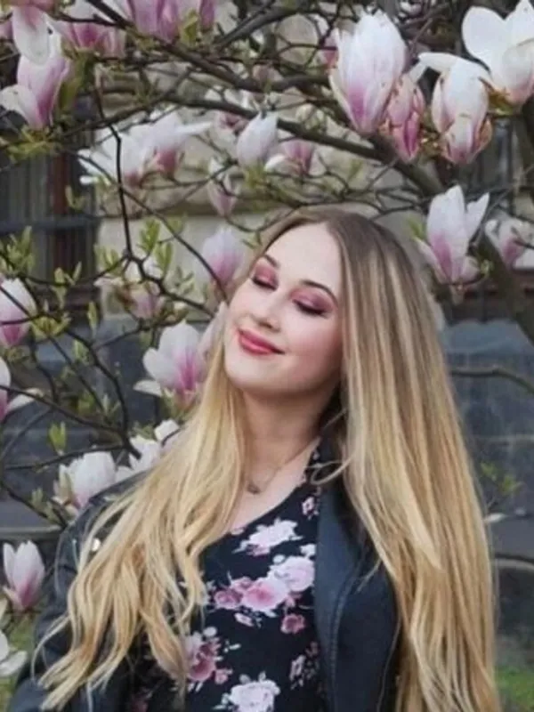 Parkplatzsex GoldieHanny, 24 aus Berlin