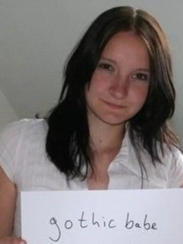 Parkplatzsex gothicbabe, 38 aus Lemgo