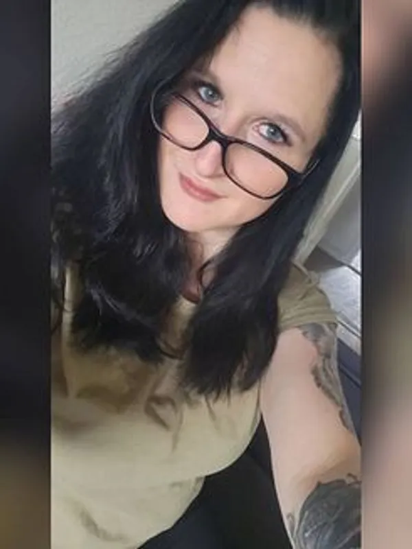 Parkplatzsex HardjumpGirl9898, 27 aus Marburg an der Lahn