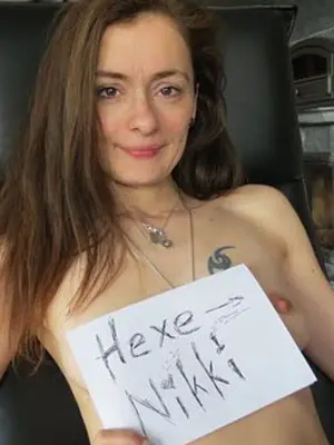 Weiteres Foto von hexe-nikki – Anmelden zum Freischalten