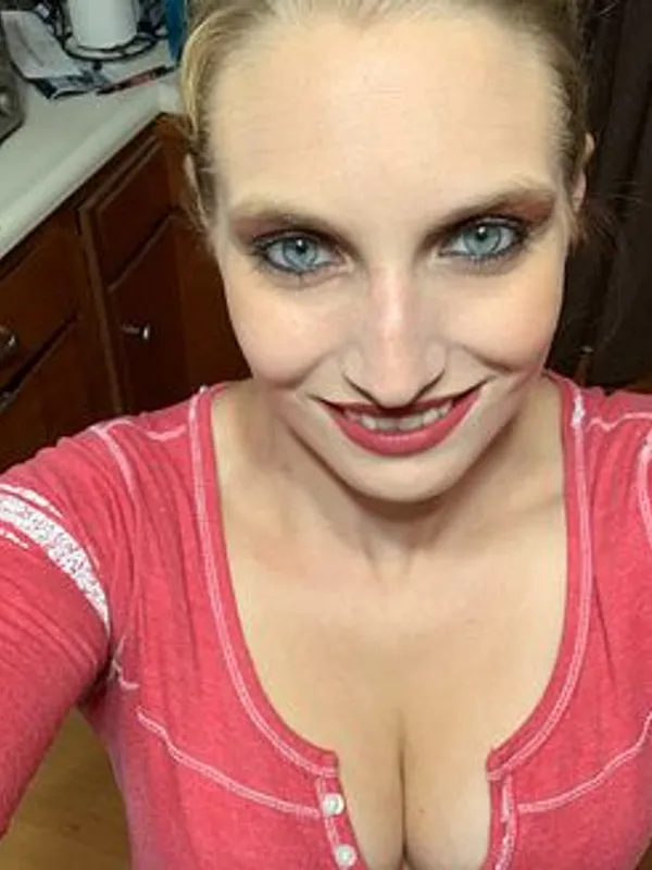 Parkplatzsex Hissexywife, 34 aus Hamburg
