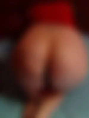 HobbyBitch32, 47