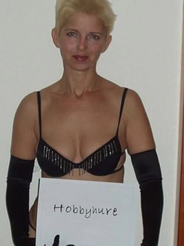 Parkplatzsex hobbyhure, 62 aus Wetzelsdorf