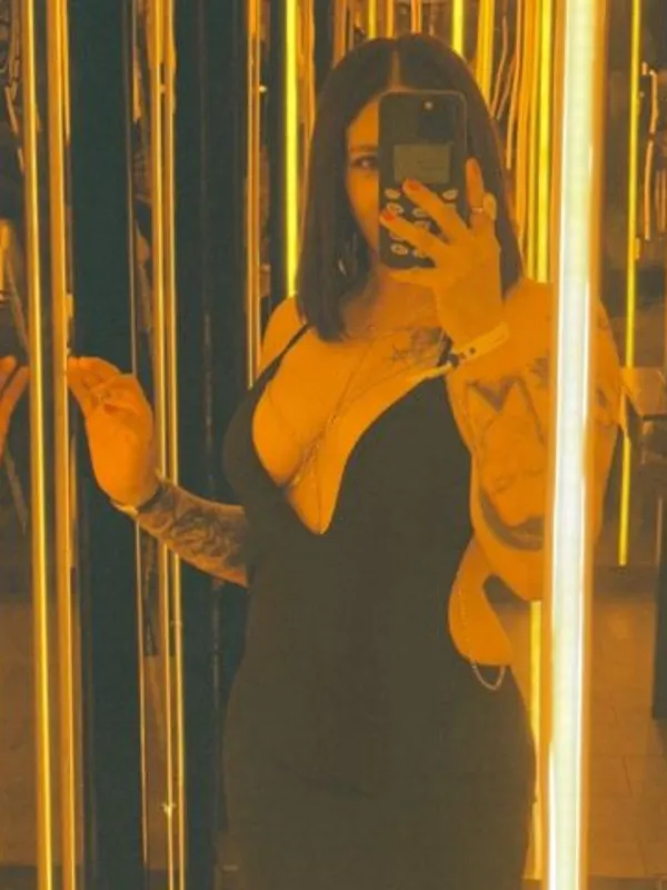 Parkplatzsex Holly, 28 aus Bottrop