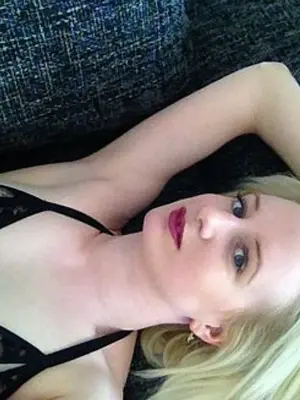 HollySummer, 36