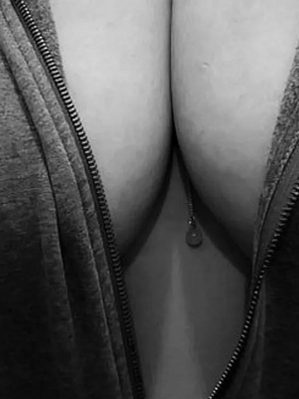 Parkplatzsex HornyAss1001, 50 aus Frankfurt am Main