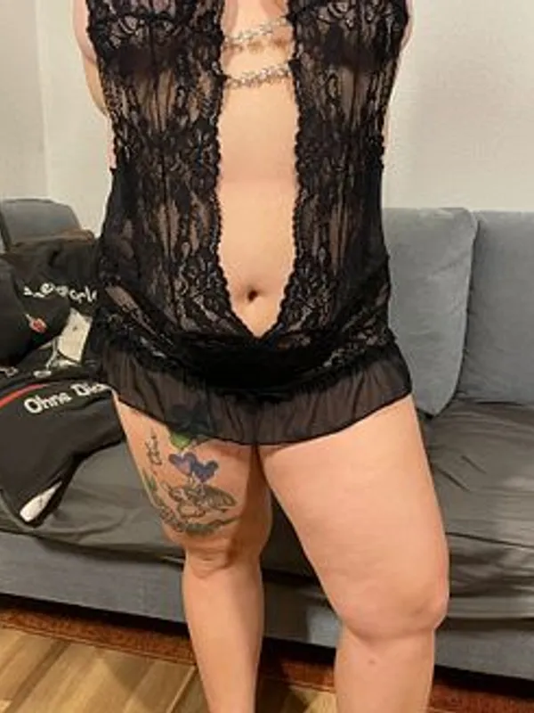 Parkplatzsex hot_curvy_girl98, 27 aus Wien