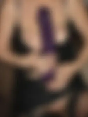 Weiteres Foto von Hot-Lisa – Anmelden zum Freischalten