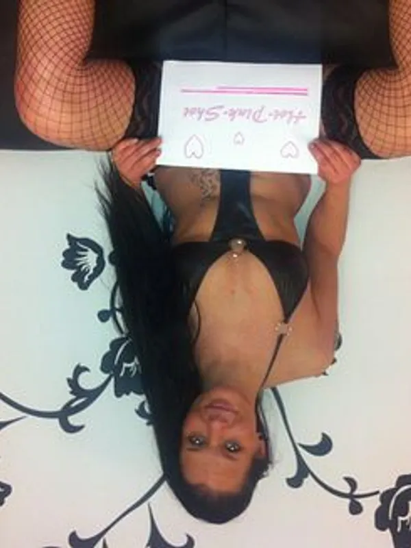 Parkplatzsex Hot-Pink-Shot, 39 aus Kirchheim unter Teck