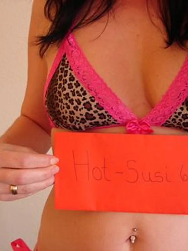 Parkplatzsex Hot-Susi64, 61 aus Berlin