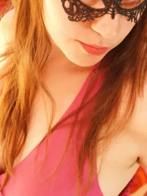 Weiteres Foto von hotBabe90 – Anmelden zum Freischalten