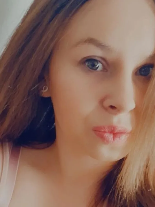 Parkplatzsex Hotgirl18, 33 aus Offenbach