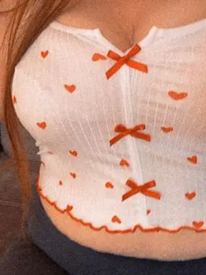 Hotgirl200024, 26