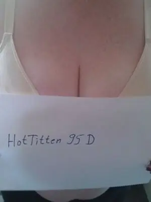 Weiteres Foto von HotTitten95D – Anmelden zum Freischalten
