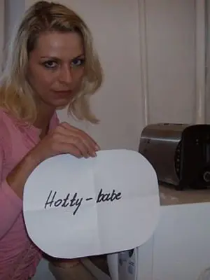 Weiteres Foto von Hotty-Babe – Anmelden zum Freischalten