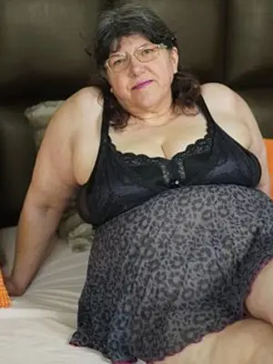 Weiteres Foto von HugeTitsXXX – Anmelden zum Freischalten
