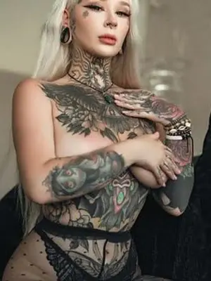 InkedLala, 28