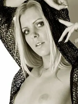 Weiteres Foto von iza-bella – Anmelden zum Freischalten