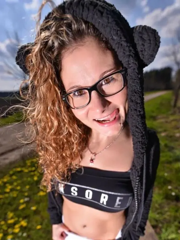 Parkplatzsex Izzy-Mendosa, 40 aus Hannover