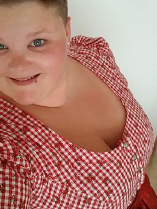 Parkplatzsex Jenny7295, 31 aus Berlin