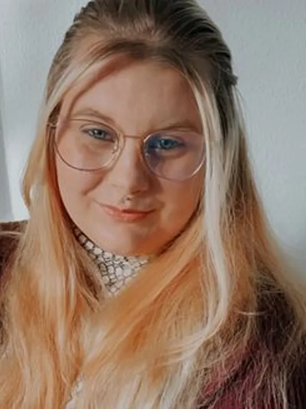 Parkplatzsex Jennyfoxy22, 23 aus Frankfurt am Main