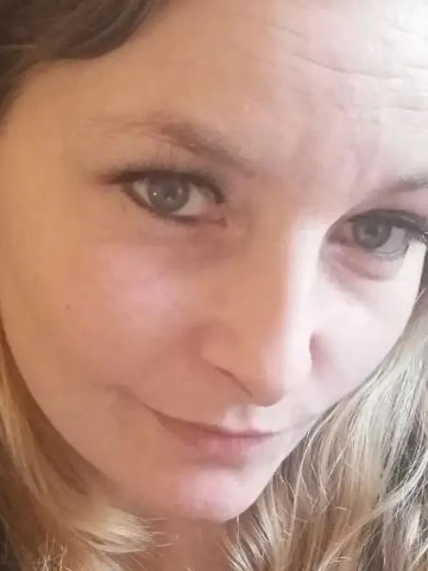 Parkplatzsex Jennylove, 43 aus Saarbrücken