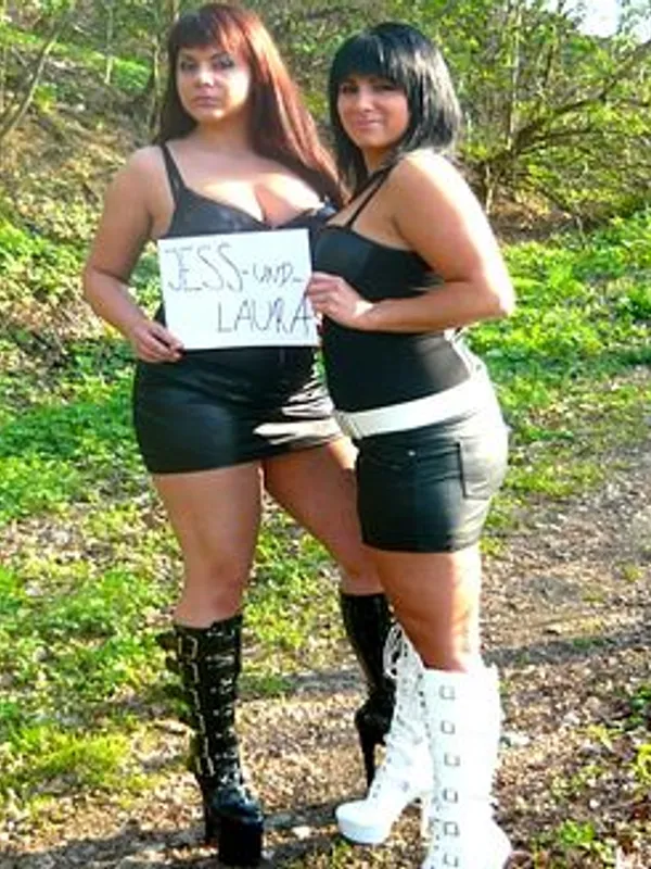 Parkplatzsex Jess-und-Laura, 37 aus Hildesheim