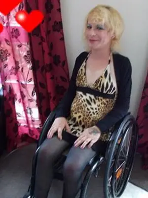 Weiteres Foto von Julia41 – Anmelden zum Freischalten