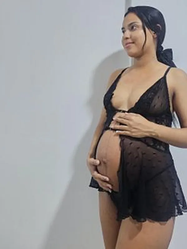 Parkplatzsex juliafox, 27 aus Simmering