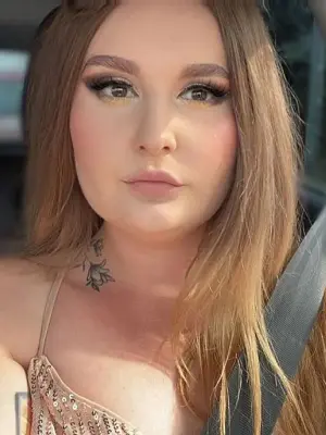 julieBlonde, 27