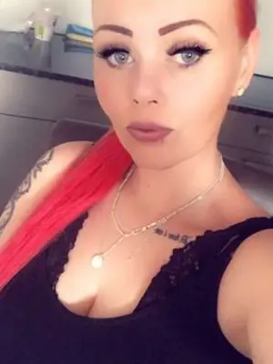 Weiteres Foto von Justina_hot – Anmelden zum Freischalten