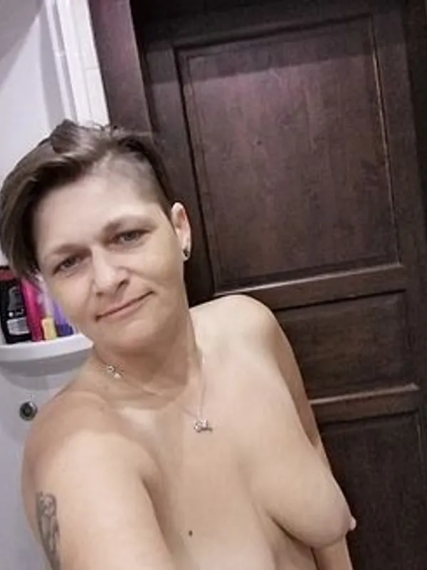 Parkplatzsex Karinluder, 49 aus Wien