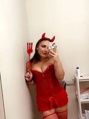 kaseyqueen, 23